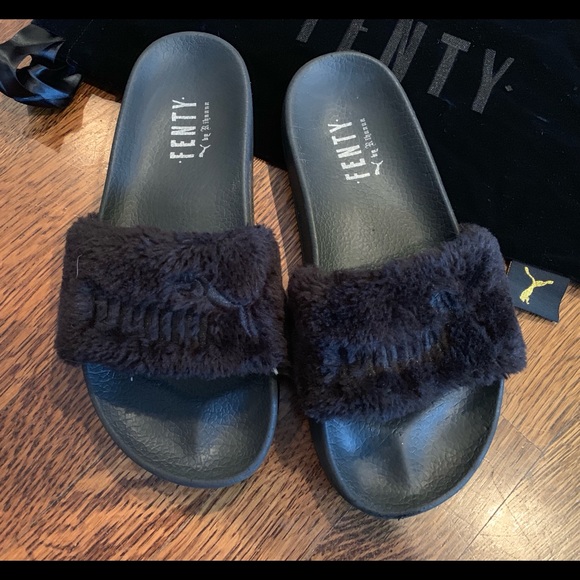 fenty slides fur black